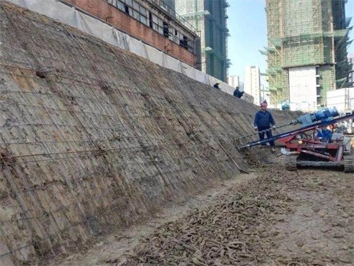 槐荫建筑边坡支护